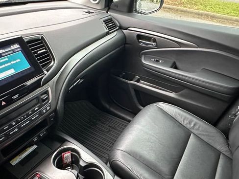 Used 2022 Honda Pilot Special Edition image 30