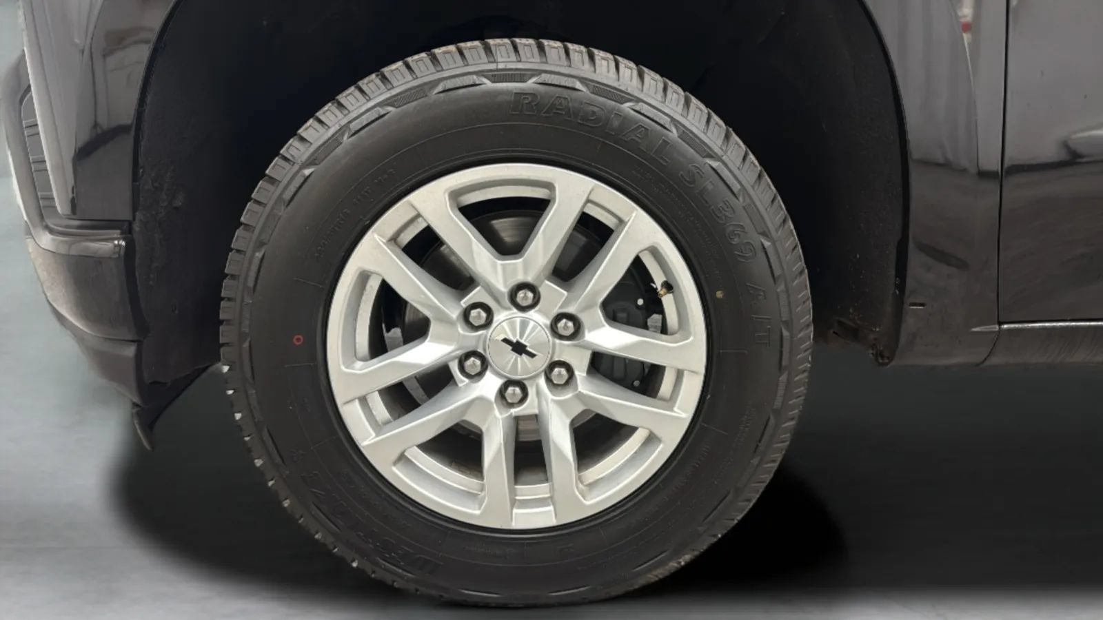 Used 2020 Chevrolet Silverado 1500 RST AWD/4WD image 27