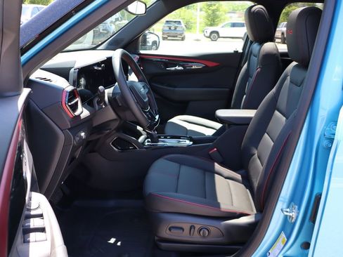New 2026 Chevrolet TrailBlazer RS w/ Convenience Package FWD image 11