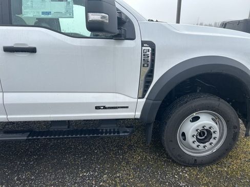 New 2026 Ford F550 4x4 Crew Cab image 18