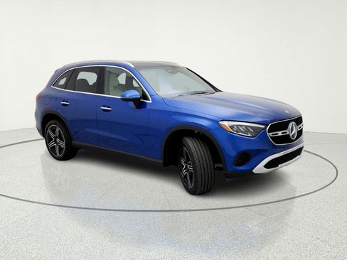 New 2026 Mercedes-Benz GLC 300 image 5