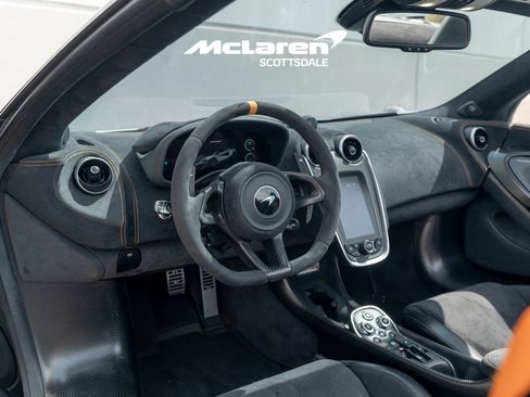 Used 2020 McLaren 600LT Spider RWD image 14