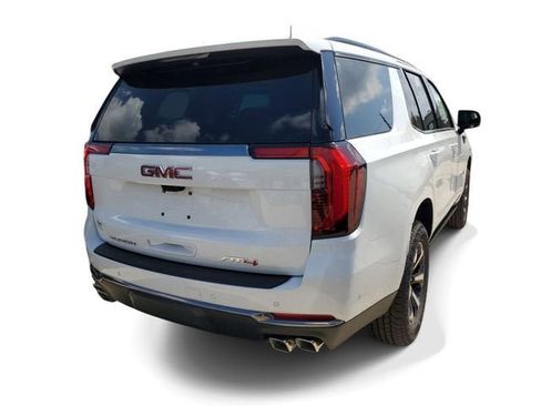 New 2026 GMC Yukon AT4 AWD/4WD image 5