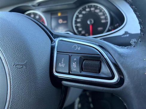 Used 2016 Audi A4 2.0T Premium Plus w/ Technology Package image 14