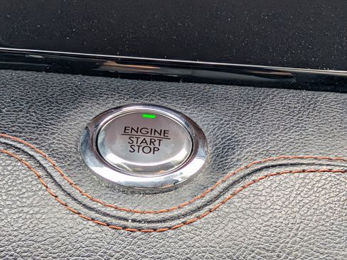 Used 2018 Lincoln Navigator L Reserve w/ Technology Package image 20