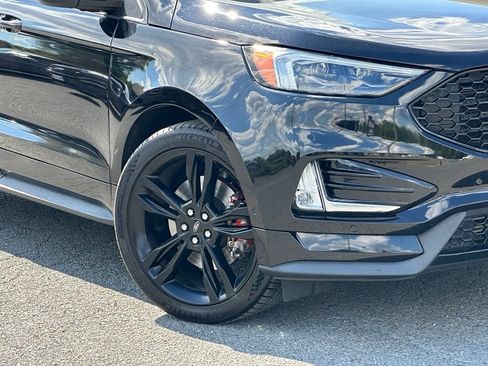 Used 2019 Ford Edge ST w/ Equipment Group 401A AWD/4WD image 40