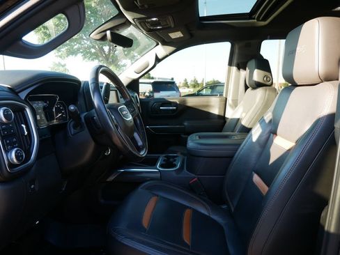 Used 2020 GMC Sierra 1500 AT4 w/ AT4 Premium Package AWD/4WD image 9