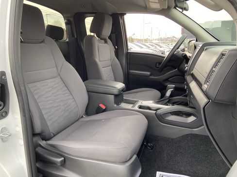 Certified 2024 Nissan Frontier S w/ Technology Package image 17