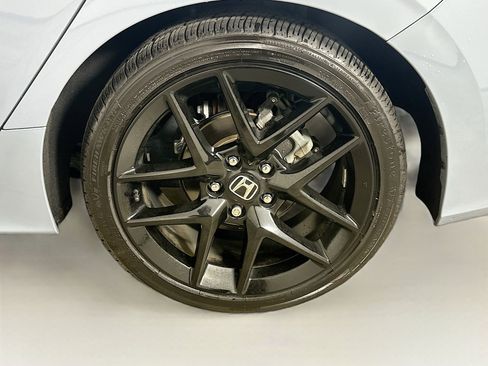 Used 2023 Honda Civic Sport image 11