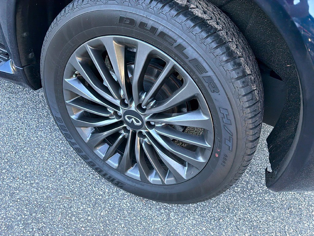 Used 2023 INFINITI QX80 Sensory w/ Cargo Package AWD/4WD image 7