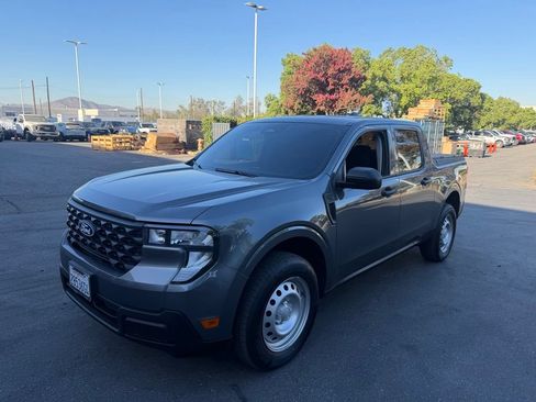 Used 2025 Ford Maverick XL FWD image 1