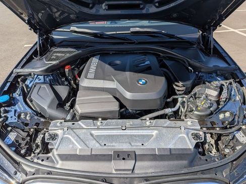 Used 2025 BMW 330i xDrive Sedan w/ Premium Package image 22