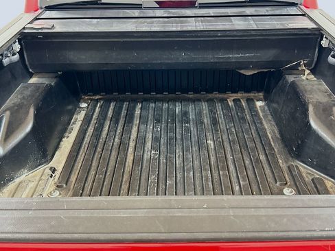 Used 2020 Toyota Tacoma SR5 image 21