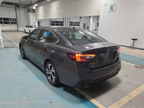 Used 2020 Subaru Legacy Premium image 9