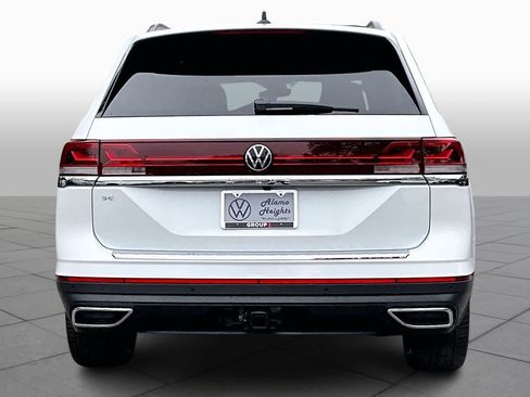 New 2026 Volkswagen Atlas SE image 4