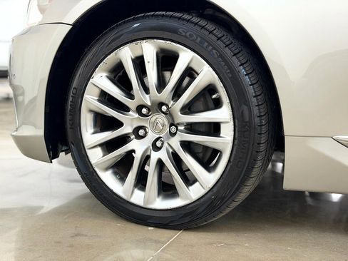 Used 2017 Lexus LS 460 image 12