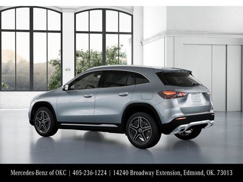 New 2026 Mercedes-Benz GLA 250 4MATIC image 30