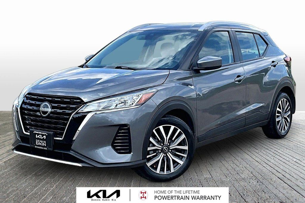 Used 2024 Nissan Kicks SV FWD image 1