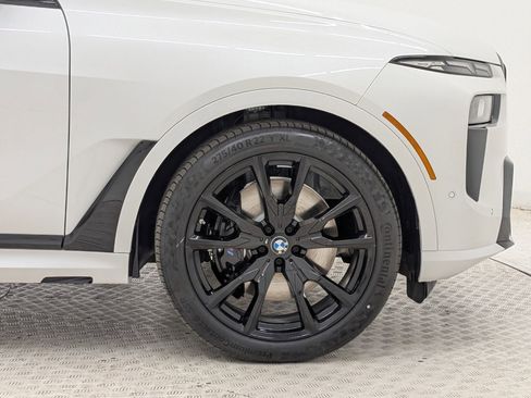 New 2026 BMW X7 xDrive40i w/ M Sport Package image 12