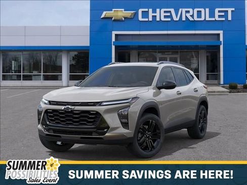 New 2026 Chevrolet Trax ACTIV w/ Sunroof Package FWD image 6