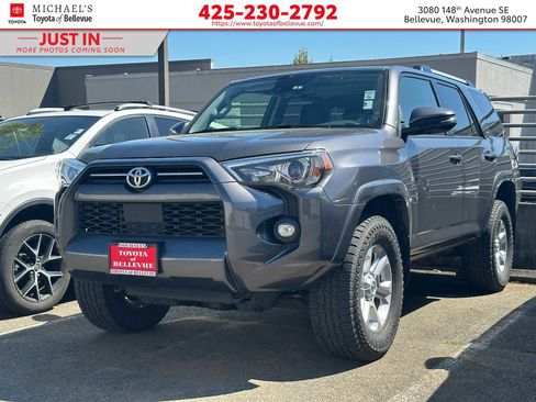 Used 2021 Toyota 4Runner SR5 Premium w/ Moonroof Package AWD/4WD image 1