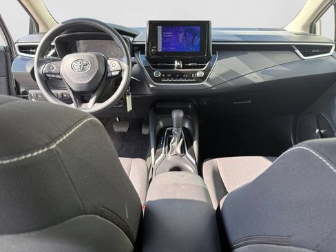 Used 2025 Toyota Corolla LE FWD image 13