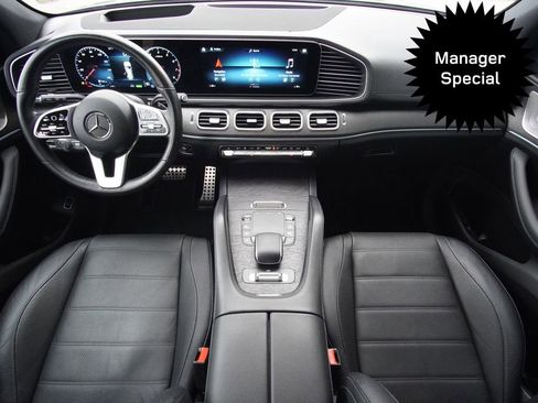 Used 2022 Mercedes-Benz GLS 450 4MATIC image 9