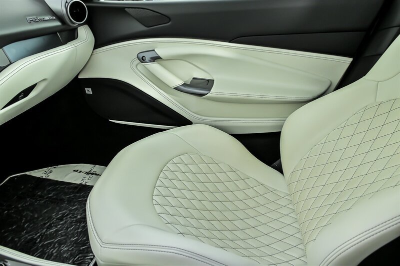 Used 2020 Ferrari F8 Tributo RWD image 34