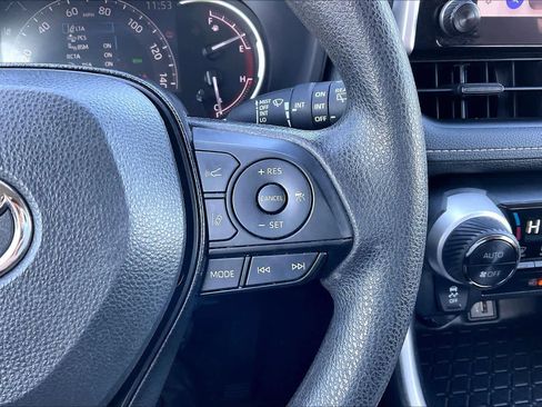 Used 2024 Toyota RAV4 XLE image 24