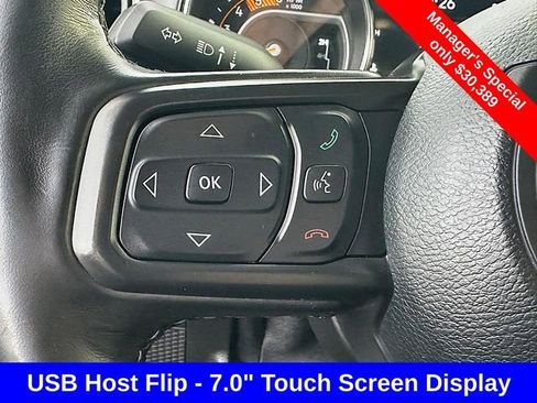 Used 2021 Jeep Gladiator Willys image 21