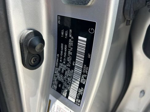 Used 2023 Toyota 4Runner Limited AWD/4WD image 10