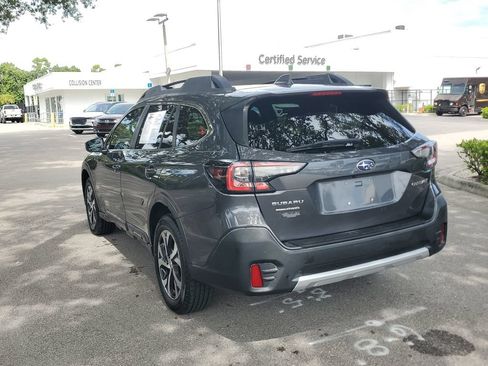 Used 2020 Subaru Outback Limited AWD/4WD image 3