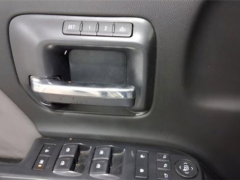 Used 2018 GMC Sierra 1500 SLT w/ SLT Premium Package image 32