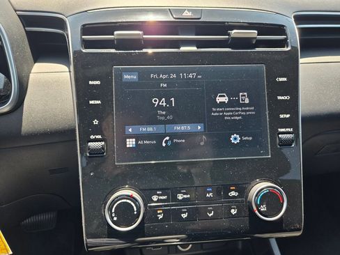 Used 2024 Hyundai Santa Cruz SE FWD image 21