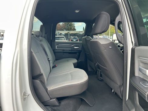 Used 2023 RAM 2500 Big Horn w/ Level 1 Equipment Group image 29