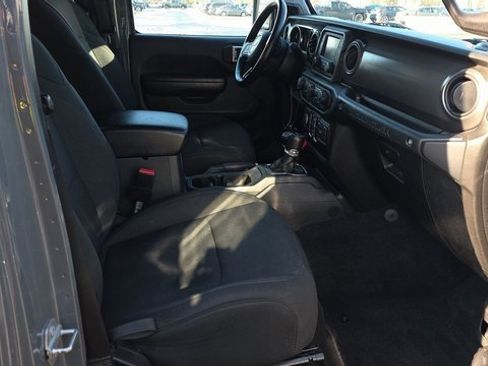 Used 2021 Jeep Wrangler Unlimited Sport S image 5