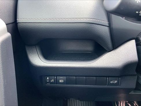 Used 2024 Toyota RAV4 XLE Premium image 33