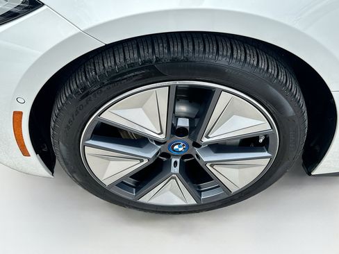 Used 2024 BMW i4 eDrive35 w/ Premium Package RWD image 33