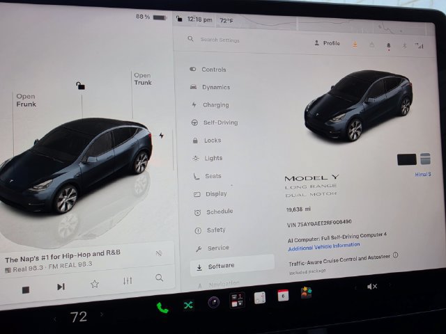 Used 2024 Tesla Model Y Long Range AWD/4WD image 50