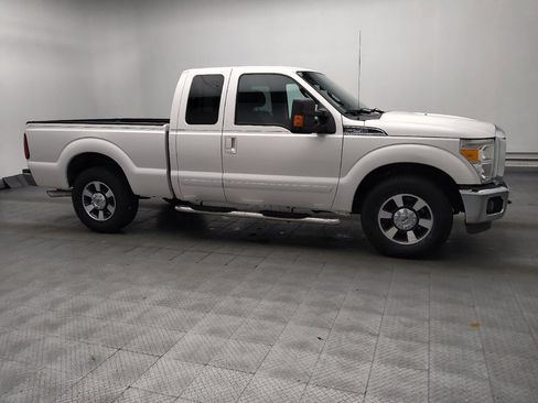 Used 2016 Ford F250 Lariat RWD image 11