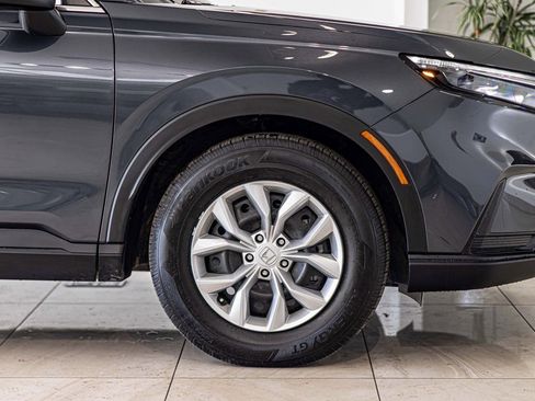 Used 2025 Honda CR-V LX image 11