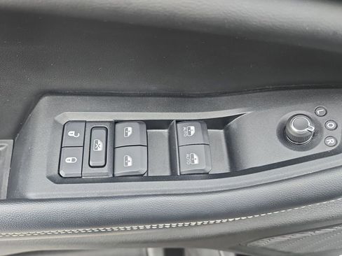 Used 2023 Jeep Grand Cherokee Limited RWD image 29