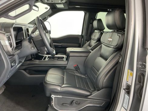 Used 2024 Ford F350 Platinum image 19
