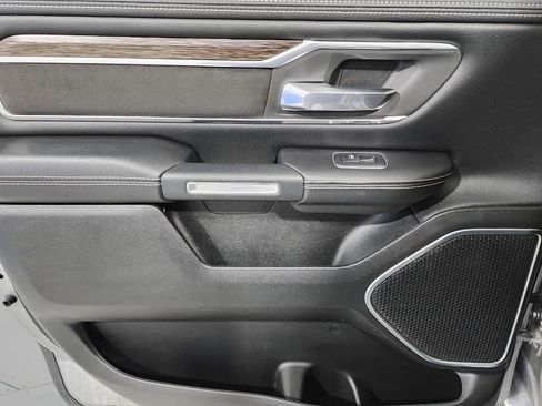 Used 2020 RAM 1500 Laramie image 38