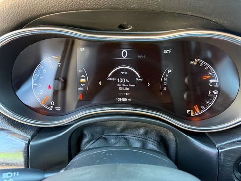 Used 2014 Jeep Grand Cherokee Limited image 32