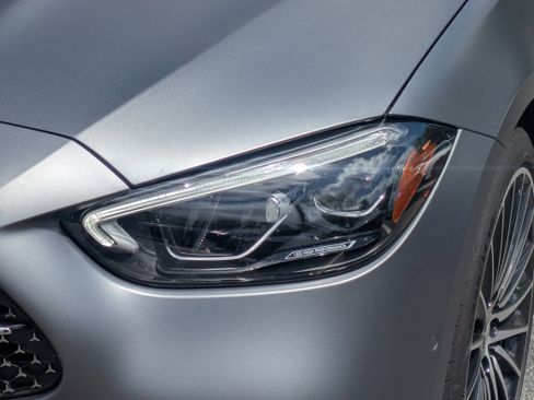 Used 2023 Mercedes-Benz C 300 Sedan image 9