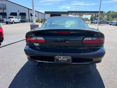 Used 1996 Chevrolet Camaro Z28 RWD image 6
