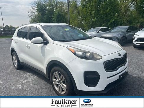 Used 2017 Kia Sportage LX w/ LX Popular Package FWD image 1