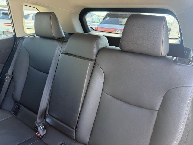 Used 2026 Toyota Corolla Cross XLE w/ Convenience Package FWD image 29