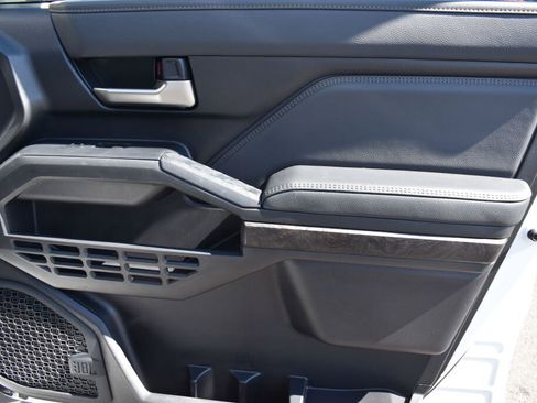 Certified 2024 Toyota Tacoma Limited w/ Limited Package (LT) image 24